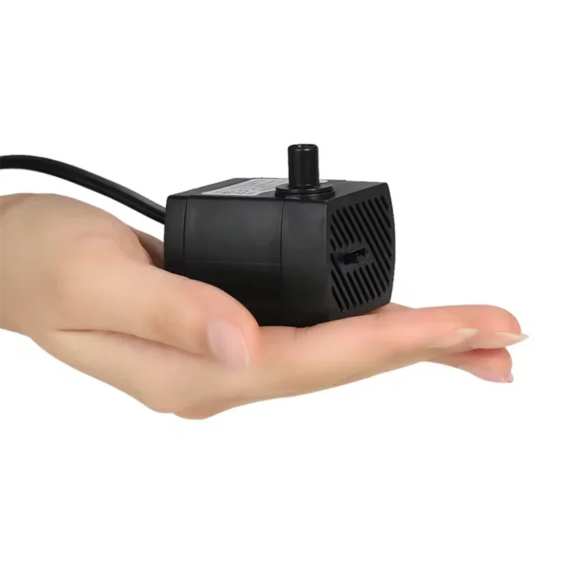Pompa d'Acqua Sommergibile USB - Aquarium Fish Real recensione e prezzo